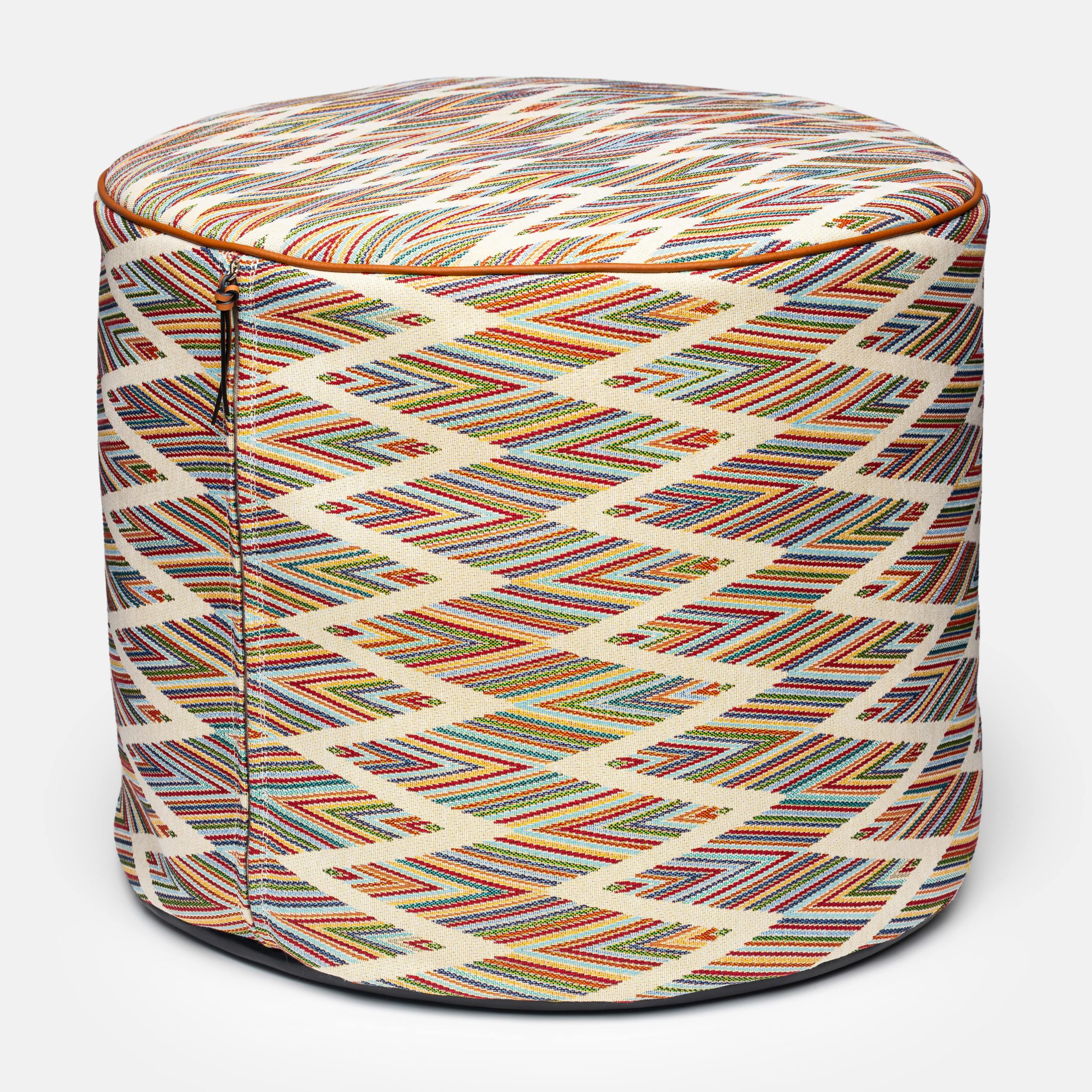 Puff de lona étnica con asas y tirador de piel