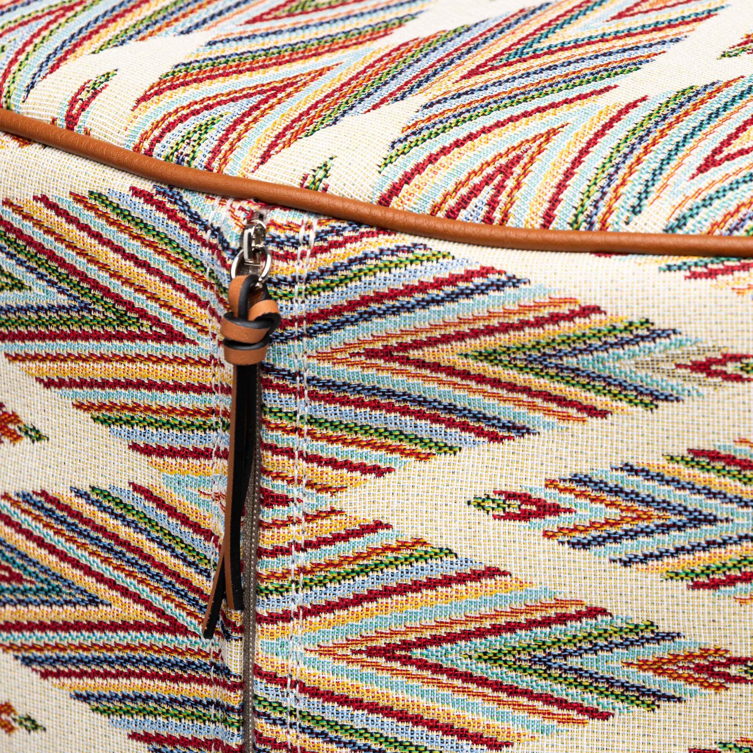 Puff de lona étnica con asas y tirador de piel zoom